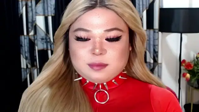 Mistress_CassieXX 现场性爱视讯表演