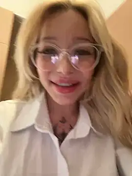 babydolll Webcamshow