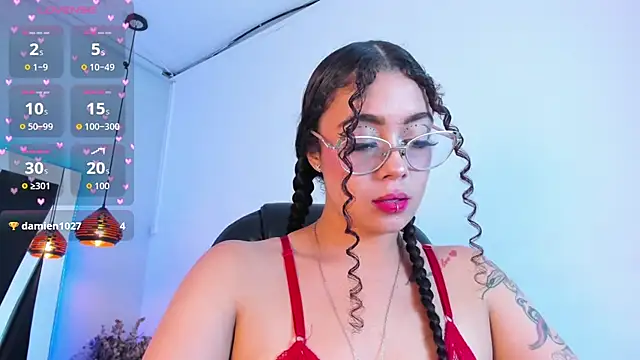 antonelllepiercee 现场性爱视讯表演