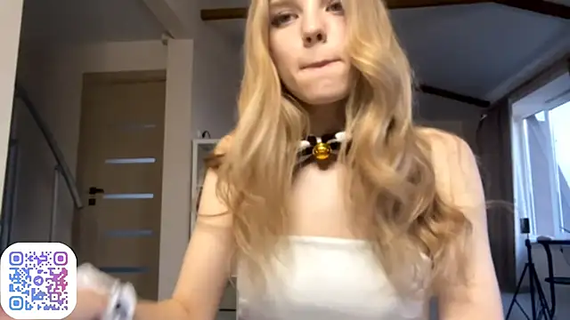 FruityXo's Webcam Show