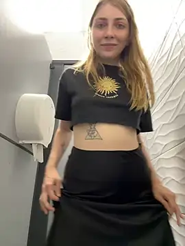 Sunny___Bunny Show Webcam
