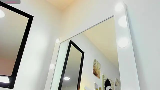 mia_de_luca Webcamshow
