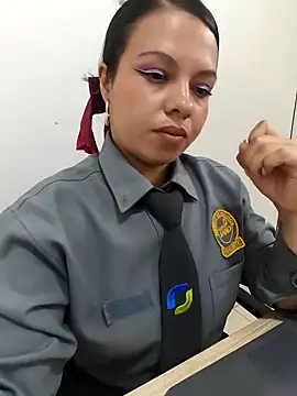 Ariana-07's Webcam Show