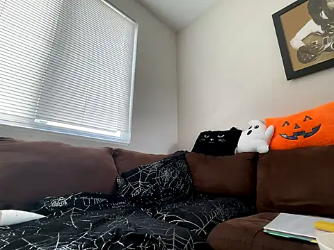 creamfirst_squirtlast's Webcam Show