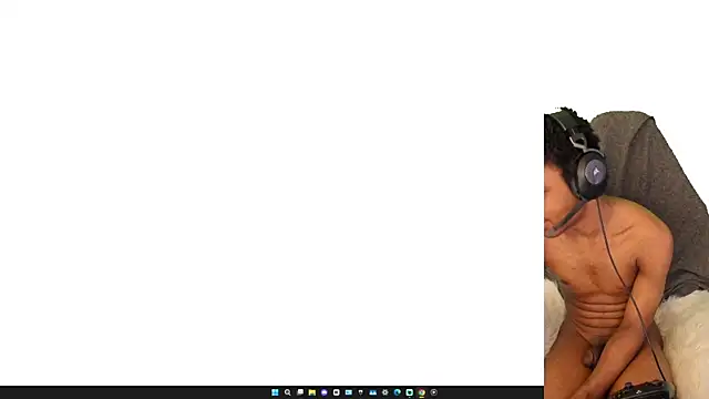 lovemirgaming's Webcam Show