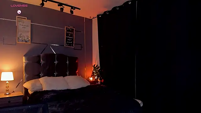 Christopher_77's Webcam Show
