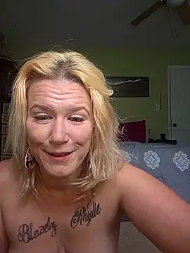 RhondaRump's Webcam Show