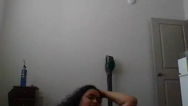 cinnaminnie's Webcam Show
