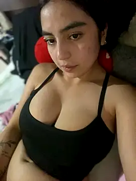 PamelaFtMia's Live Sex Cam Show