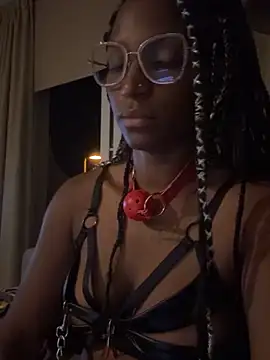 YoungNicky69's Live Sex Cam Show