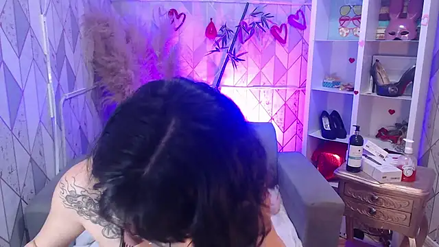 charlottemoonxz's Webcam Show