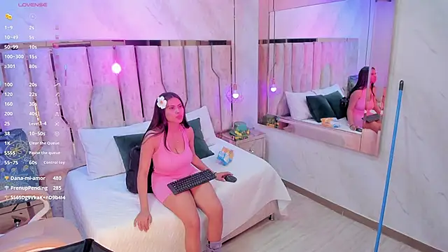 barbara_cambels' Webcam Show