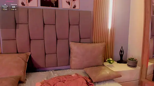Demet_del's Webcam Show