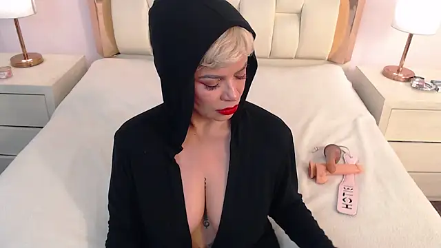 EvaMontenegro's Webcam Show