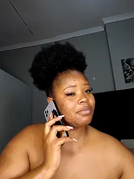 LunaCovenn's Webcam Show