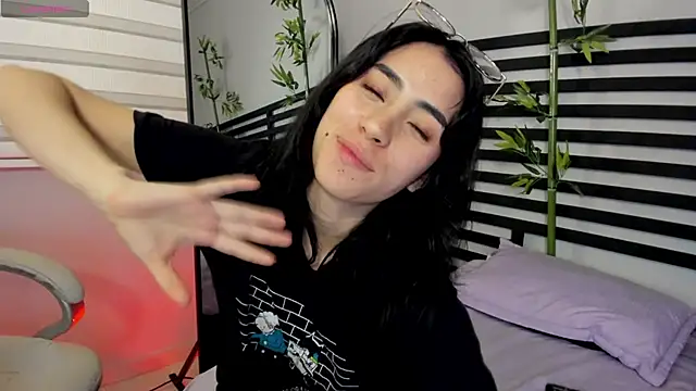 Catyloves' Webcam Show