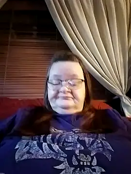 Bayou_Woman68's Live Sex Cam Show