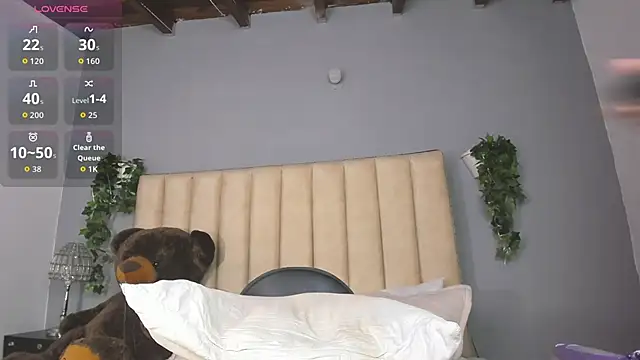 Camillesanto's Webcam Show