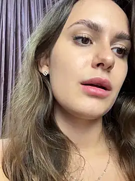 AllaTousNew's Webcam Show