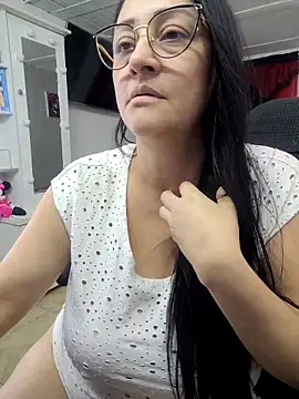Ameliarizo's Live Sex Cam Show