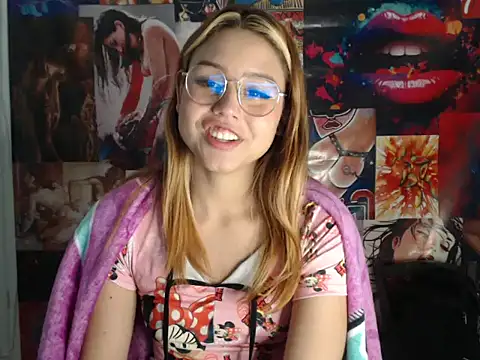 Khassia_Queen Adlı Modelin Web Kamerası Şovu
