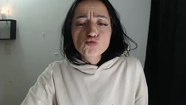 Show de megaanlovee na webcam