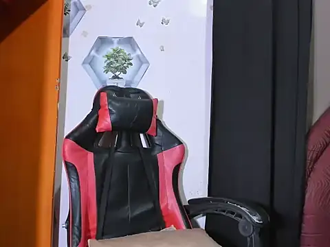 sassy_alex's Webcam Show