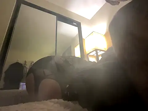 hornycouple818's Webcam Show