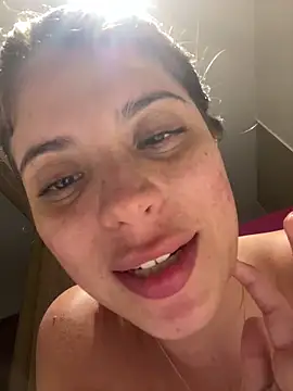 _Alice_1's Webcam Show
