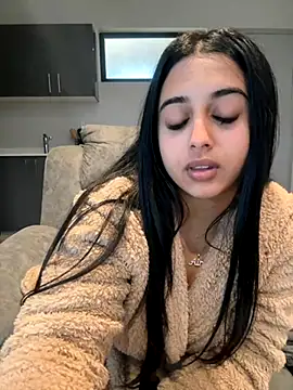 LilMisIndianx's Webcam Show