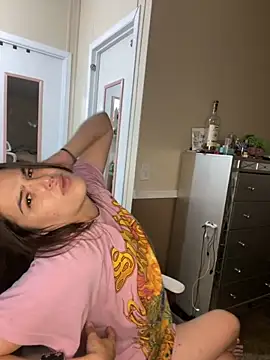 SafeinouterSpace's Webcam Show