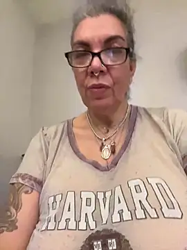 dieseldame1313's Live Sex Cam Show