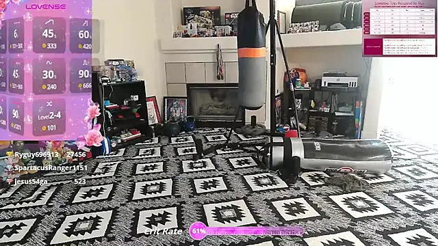 Blondiewithanass' Live Sex Cam Show