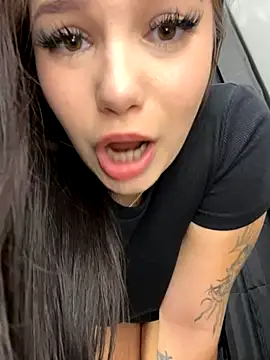 Chloe__Moon's Live Sex Cam Show
