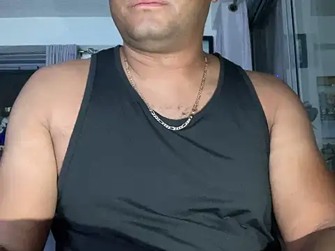 ThickDick_Daddy 现场性爱视讯表演