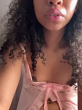 bella__honey's Webcam Show