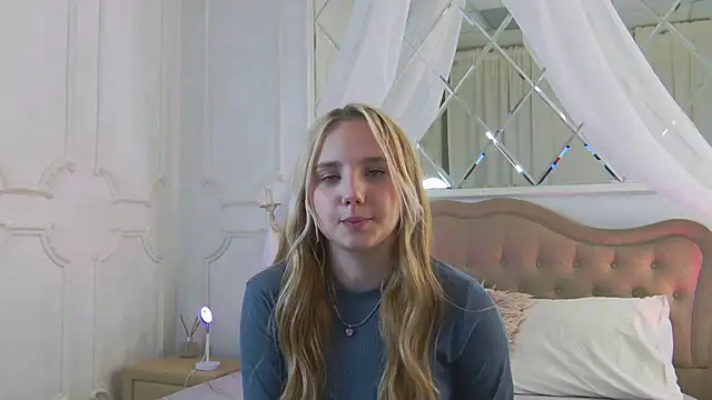 Sky_Cutie's Webcam Show