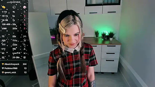 Lil_Amelie's Live Sex Cam Show