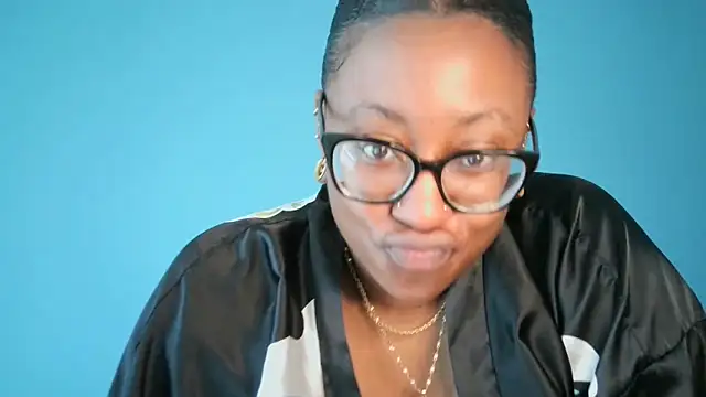 Nyxie_Chaos' Webcam Show