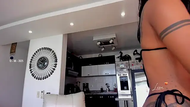 sofiasexhot's Live Sex Cam Show