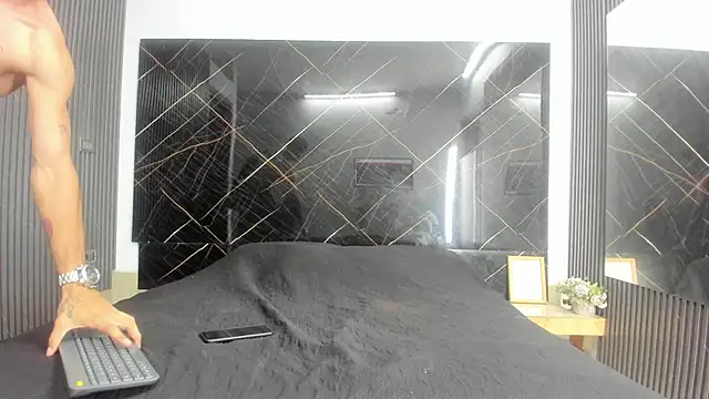 Zeldasmithxx's Webcam Show