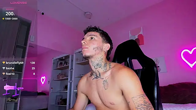 Ian_Castillo_'s Webcam Show