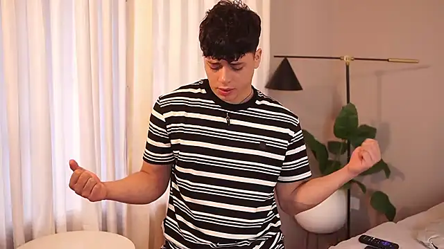Ethan_occonor's Webcam Show