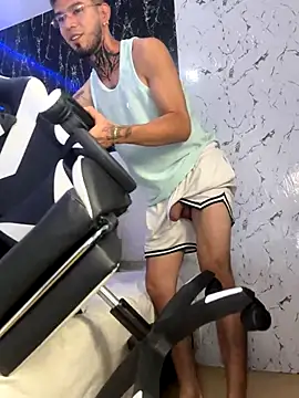 Anthony-Martin's Webcam Show