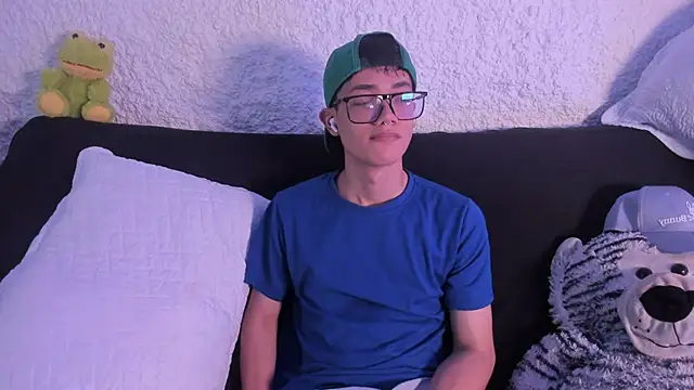 thiago_kinghot's Webcam Show