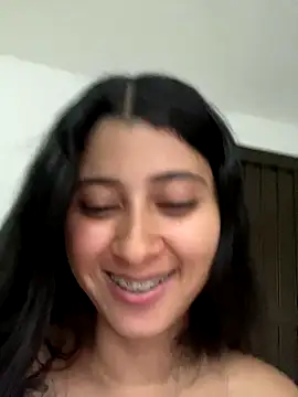 Lucy0212's Webcam Show