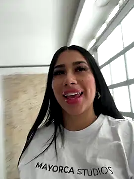 kiim_taaylor's Webcam Show
