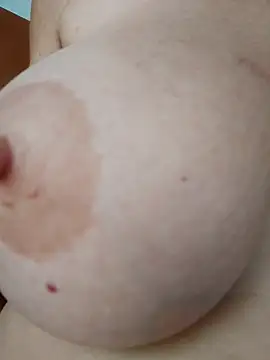 Catababa67's Live Sex Cam Show