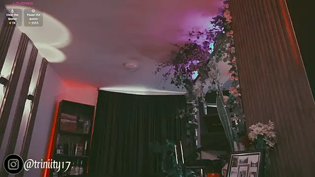 Trinity___s' Webcam Show