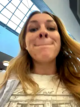 Sweet___Emily's Webcam Show